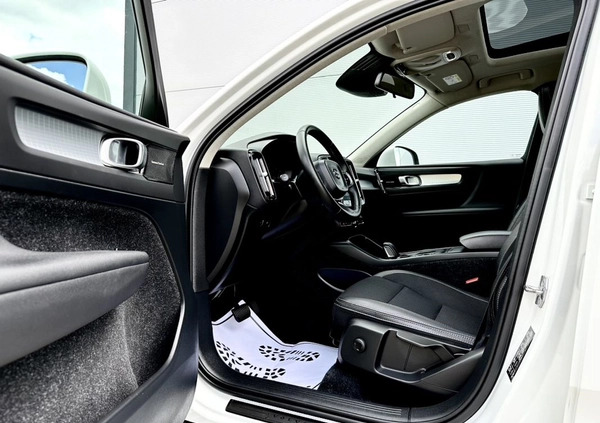 Volvo XC 40 cena 107999 przebieg: 139953, rok produkcji 2018 z Siewierz małe 781